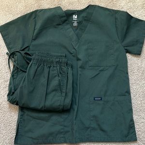 Dagacci Green Scrub Set